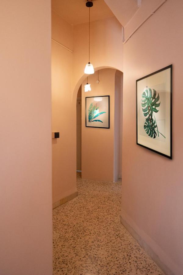 Julia'S Hotel Suites Amman Exterior photo
